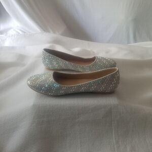L Lorraine Brynne Embellished Flats